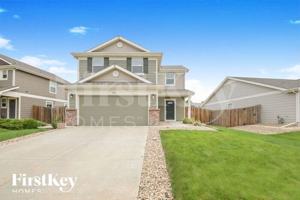 featured image of 892 Willow Dr