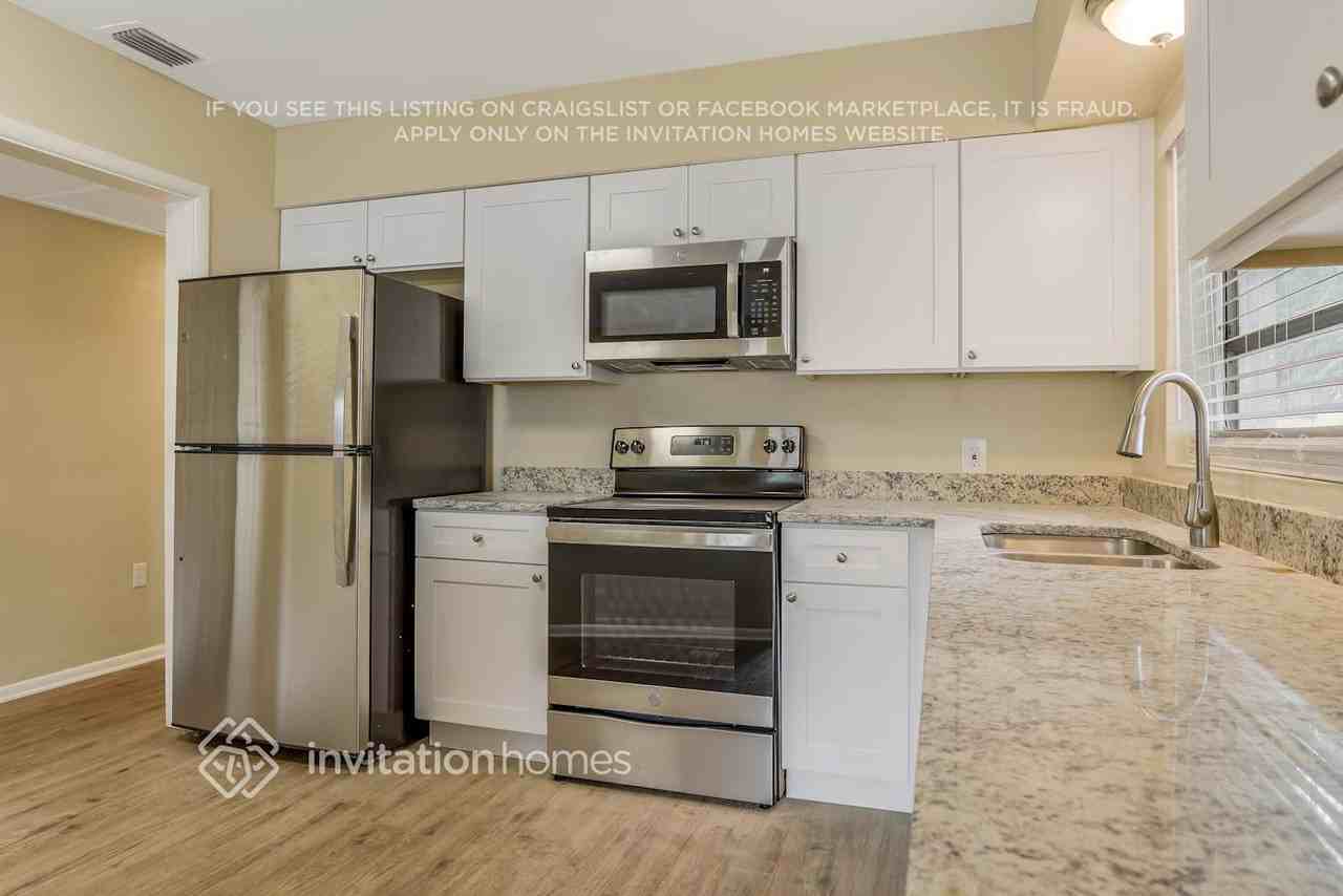 5119 Divot Ct - Photo 6 of 22