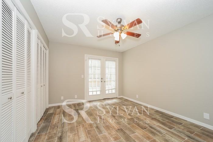 11312 Trotting Horse Ln S - Photo 5 of 15