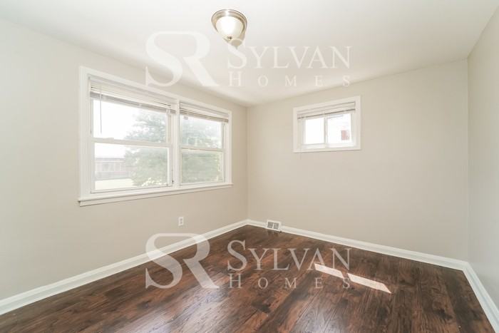 2830 Virginia Ave - Photo 6 of 14