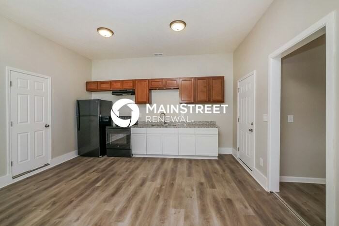 3409 Vermont Avenue - Photo 4 of 17