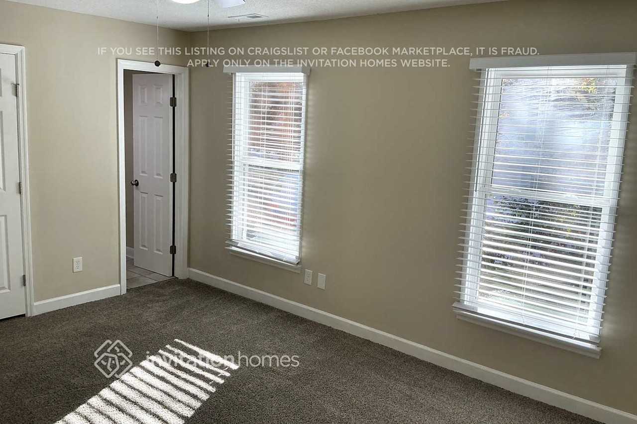 2 Acorn Ct - Photo 7 of 13