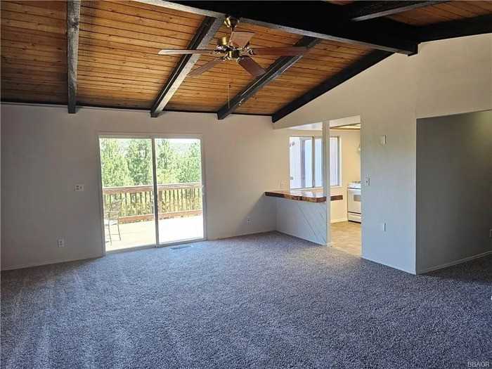 508 Wallace Lane - Photo 4 of 13