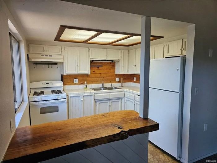 508 Wallace Lane - Photo 7 of 13