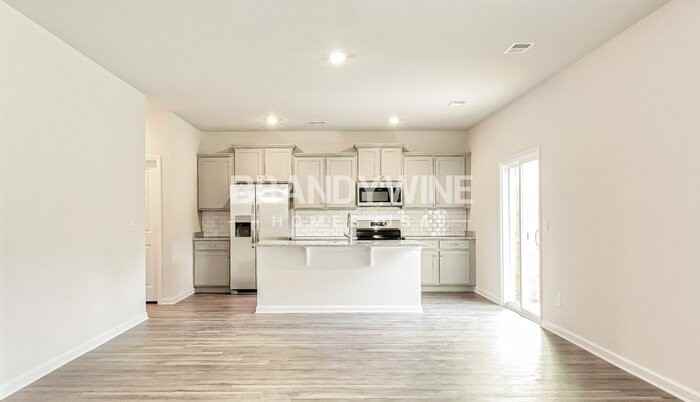 634 Circle Drive - Photo 7 of 46