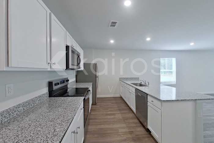 360 Ironwood Ct - Photo 7 of 24