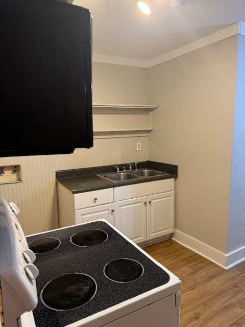 1041 40th Ave N #A - Photo 7 of 9