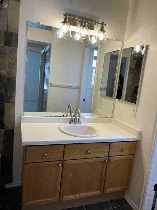 9724 Queenscliffe Drive - Photo 6 of 14