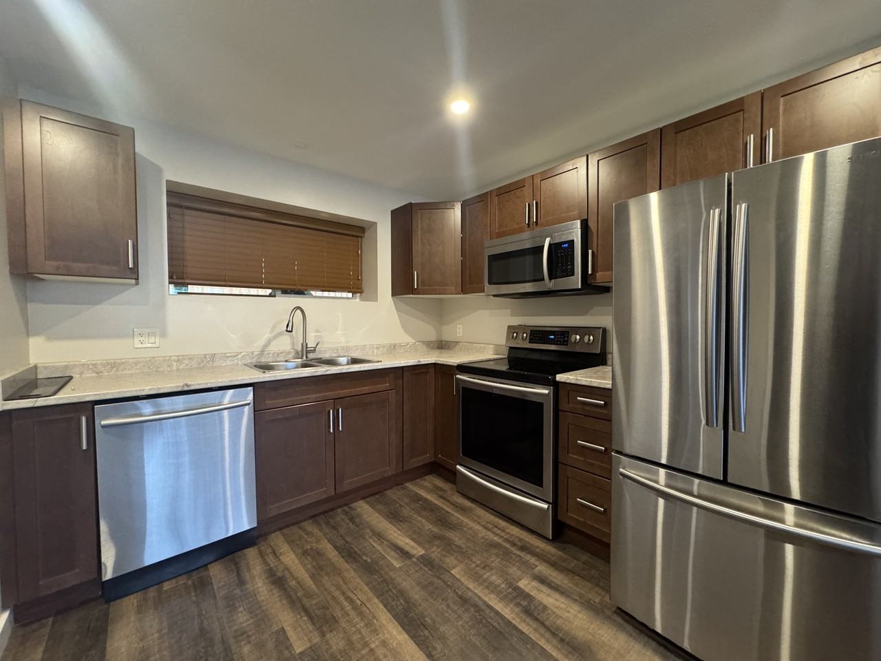 21633 Donovan Avenue - Photo 2 of 23