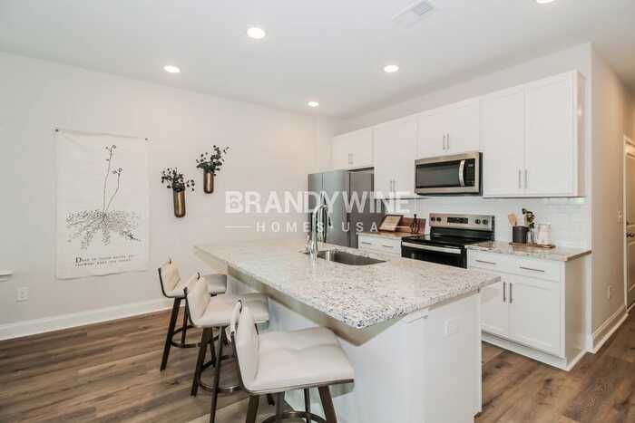 1024 Wildflower Dr - Photo 6 of 37