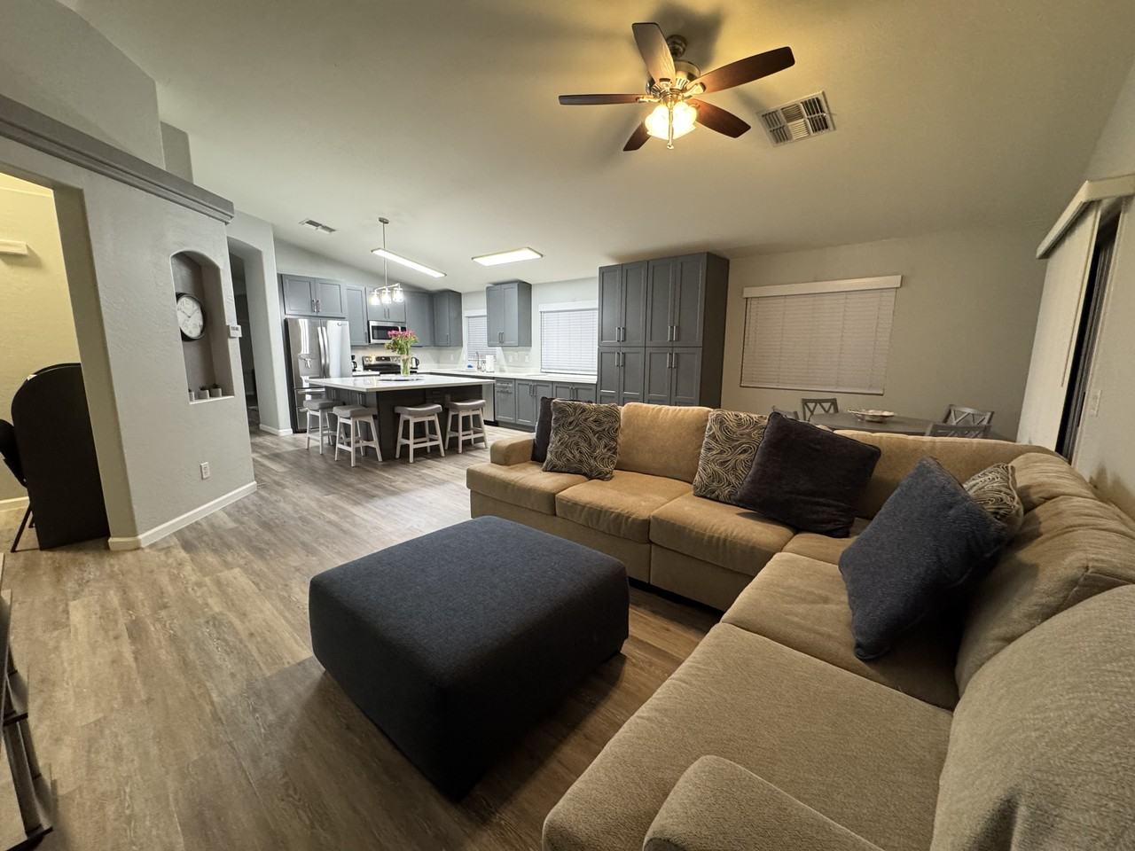 23237 W Yavapai St #NA - Photo 4 of 12