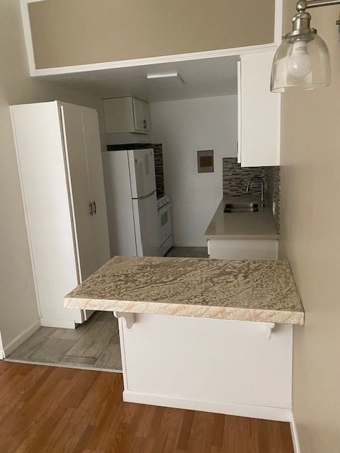1904 S Robertson Blvd #12 - Photo 3 of 9