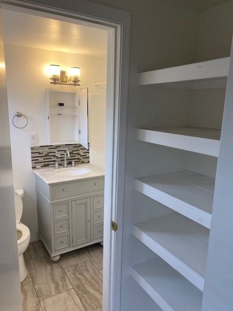 1904 S Robertson Blvd #12 - Photo 7 of 9