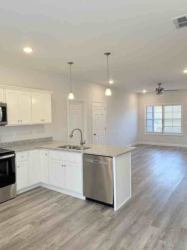 932 Rodeo Ct #932 - Photo 3 of 16