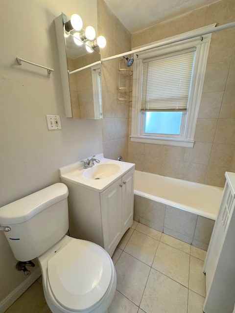 112 Fremont Avenue #114R - Photo 6 of 11