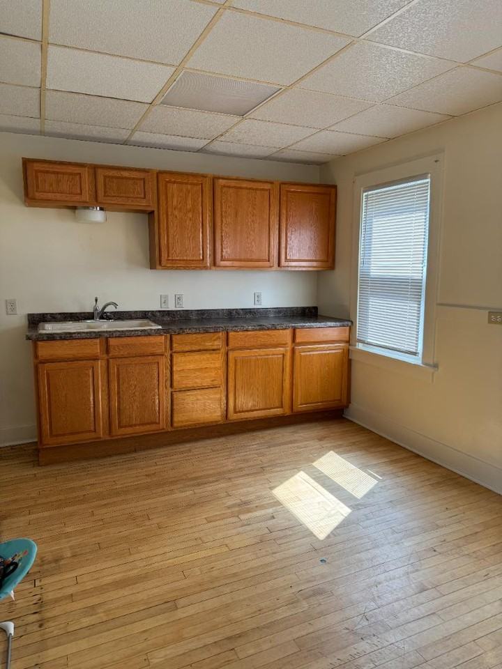 1703 & 1705 Hamilton St - Photo 2 of 6