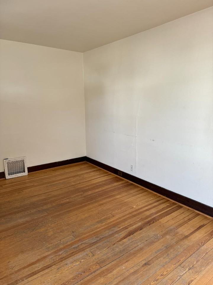 1703 & 1705 Hamilton St - Photo 5 of 6