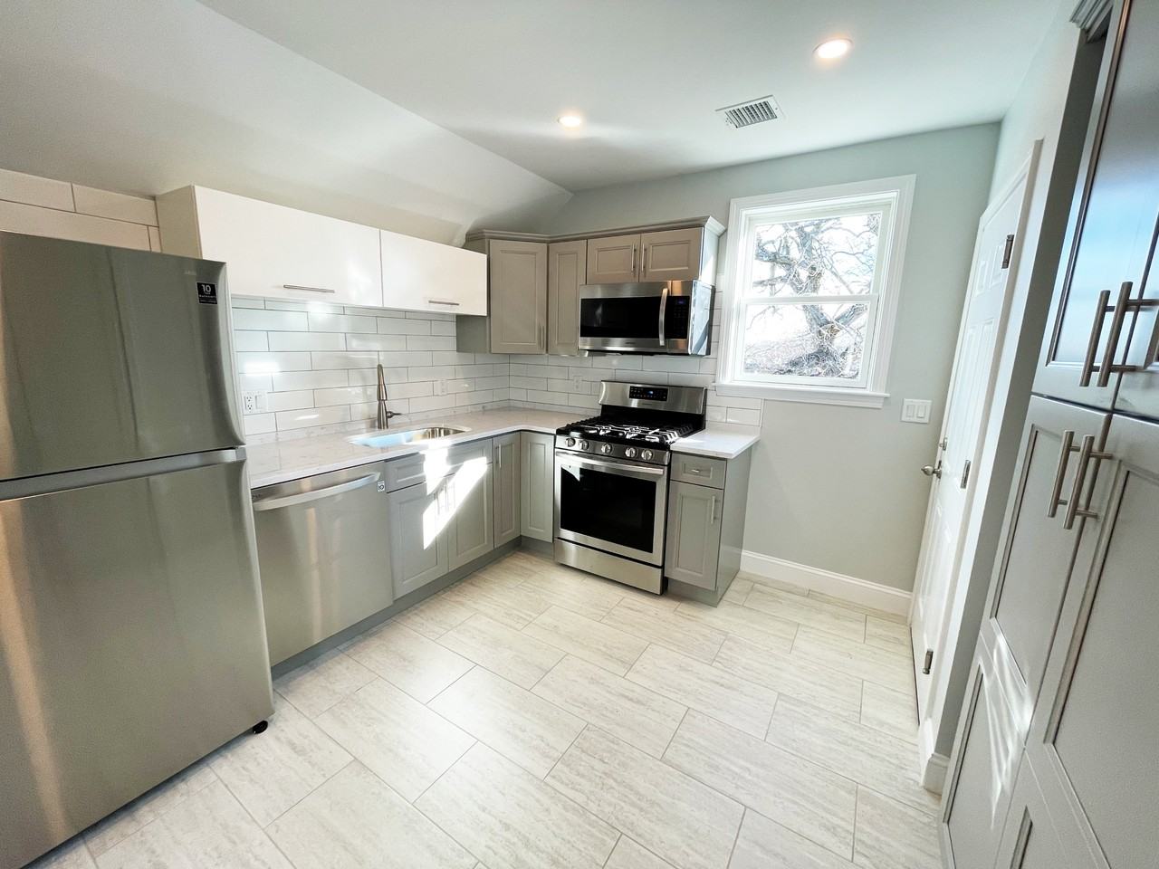 1472 Centre St #3 - Photo 3 of 12