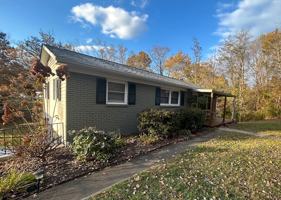 featured image of 44 Maple Ave #NA