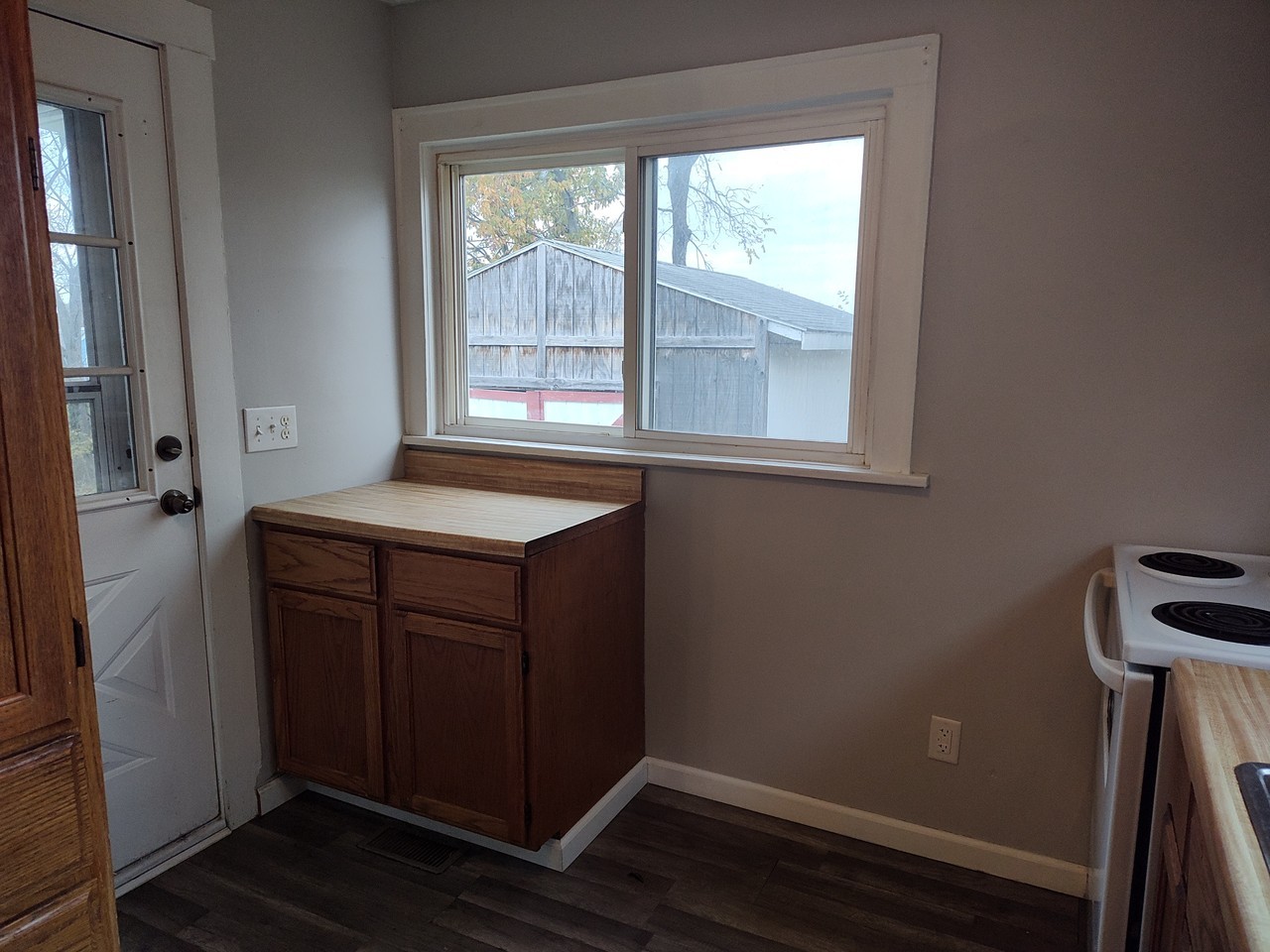 145 21st Street Northwest #NA - Photo 7 of 26