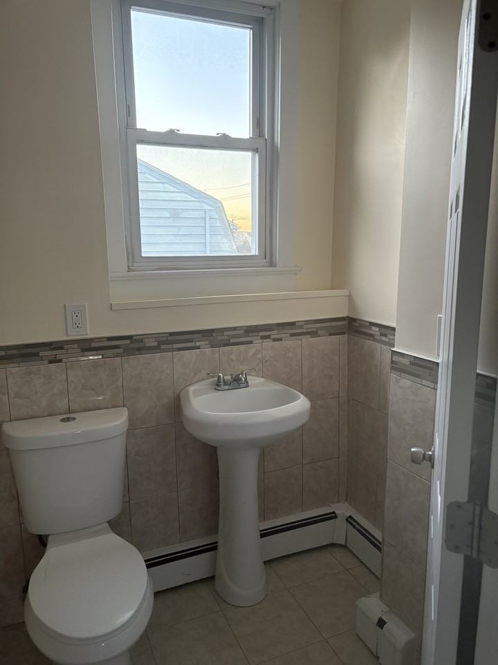 300 Brown Ave #NA - Photo 6 of 6