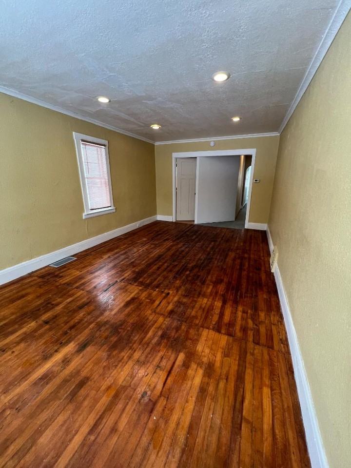 1723 Maine St - Photo 6 of 16