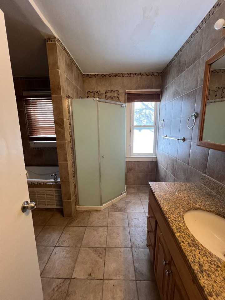 1723 Maine St - Photo 7 of 16