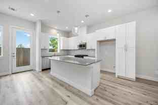 318 Charlock St - Photo 1 of 1