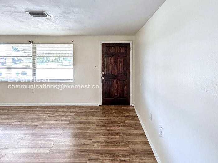 3600 Berkshire St - Photo 3 of 39