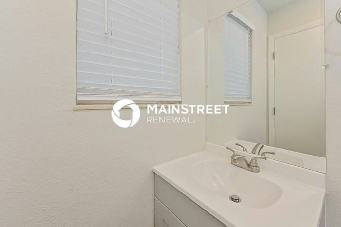 5622 Burbury Lane Northwest - Photo 7 of 19