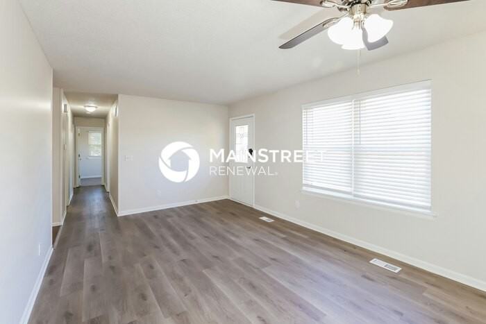 1401 Northeast 114th Street - Photo 5 of 19