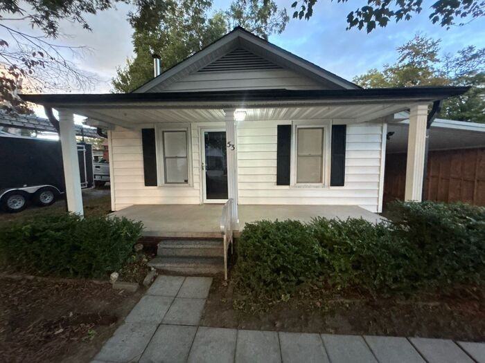 53 Highland Avenue Southwest