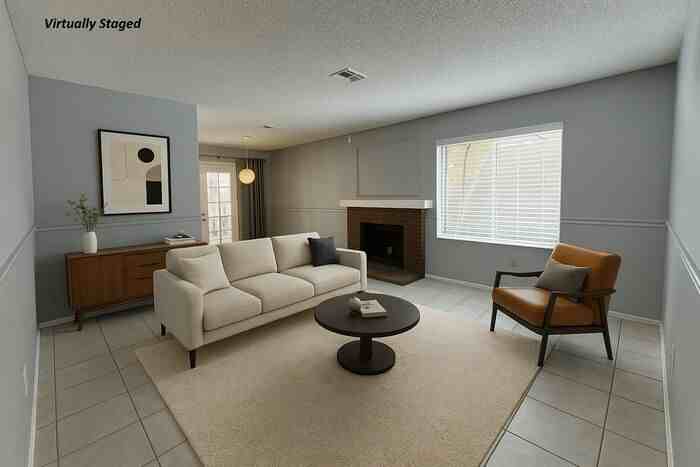 2538 Wolverton Ave - Photo 3 of 21