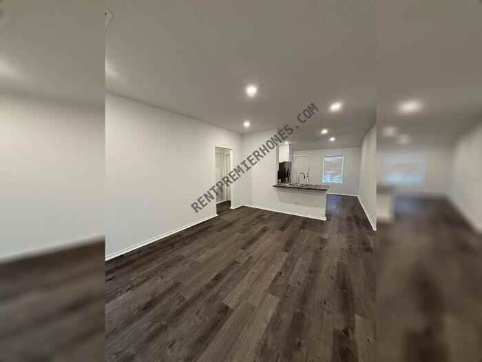 34 34 10 Point Lane - Photo 3 of 18