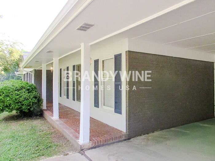 4060 West Stubbs Road - Photo 2 of 20