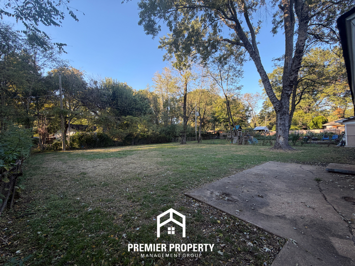 1493 Rebecca Street - Photo 4 of 16