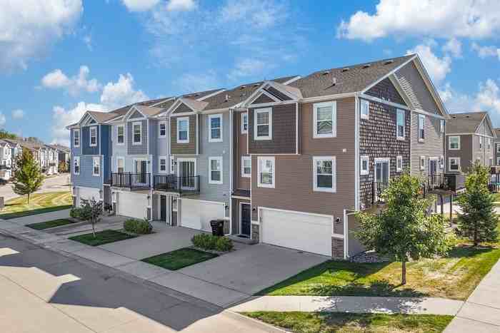 2632 Nw Lois Ln - Photo 2 of 17