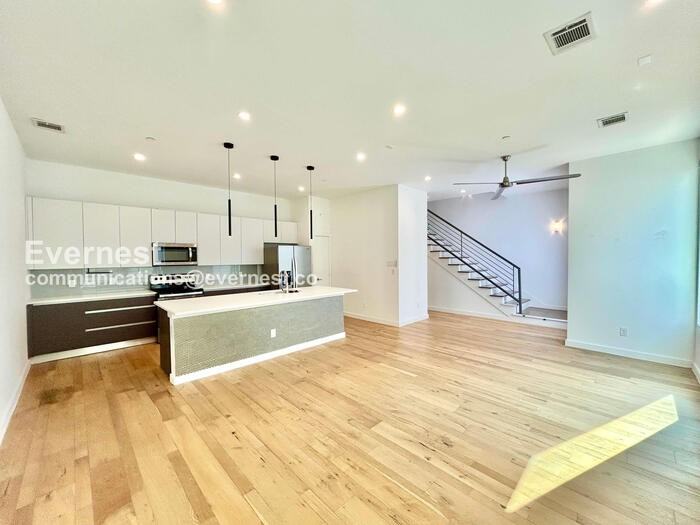 2711 Kimsey Dr #103 - Photo 4 of 26