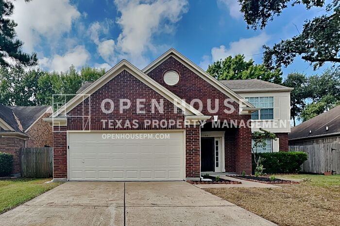 10011 Red Wolf Lane - Photo 2 of 23