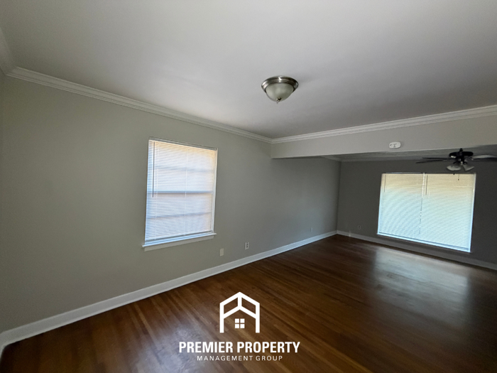 1085 S Perkins Rd - Photo 6 of 15