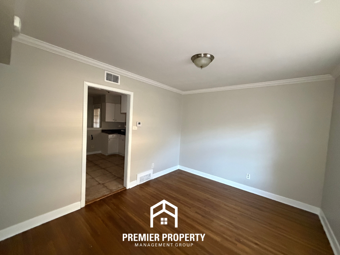 1085 S Perkins Rd - Photo 7 of 15