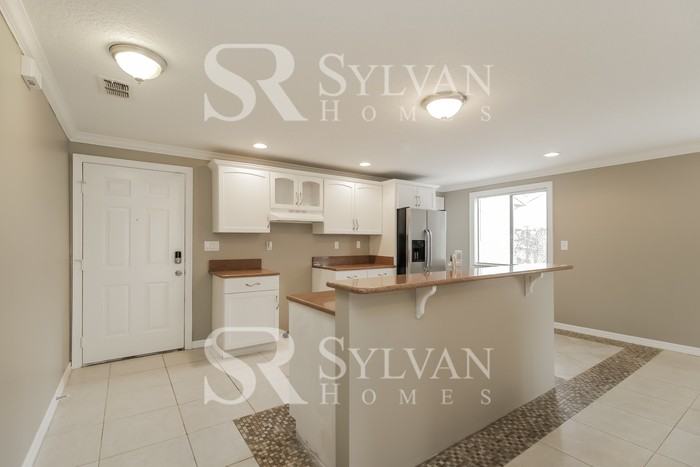 7792 Murcott Cir - Photo 4 of 15