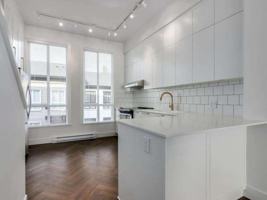 featured image of 15898 27 Avenue