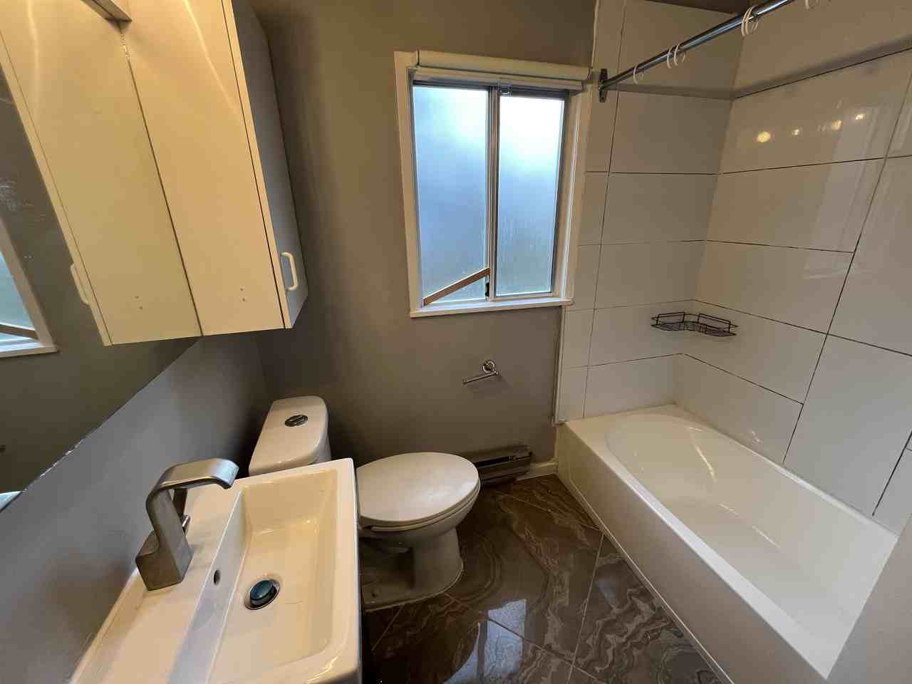 21706 Dewdney Trunk Rd - Photo 3 of 10