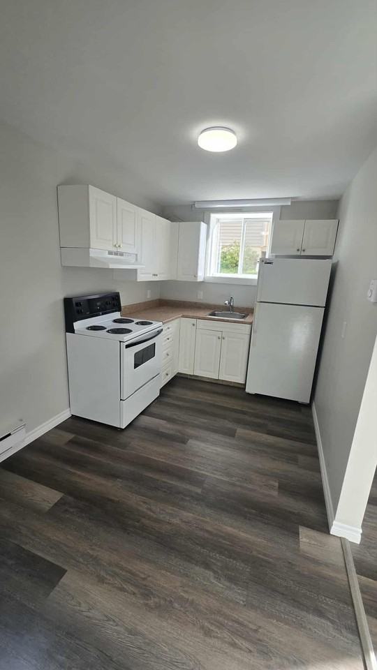 157 Mcsweeney Ave #2 - Photo 3 of 11