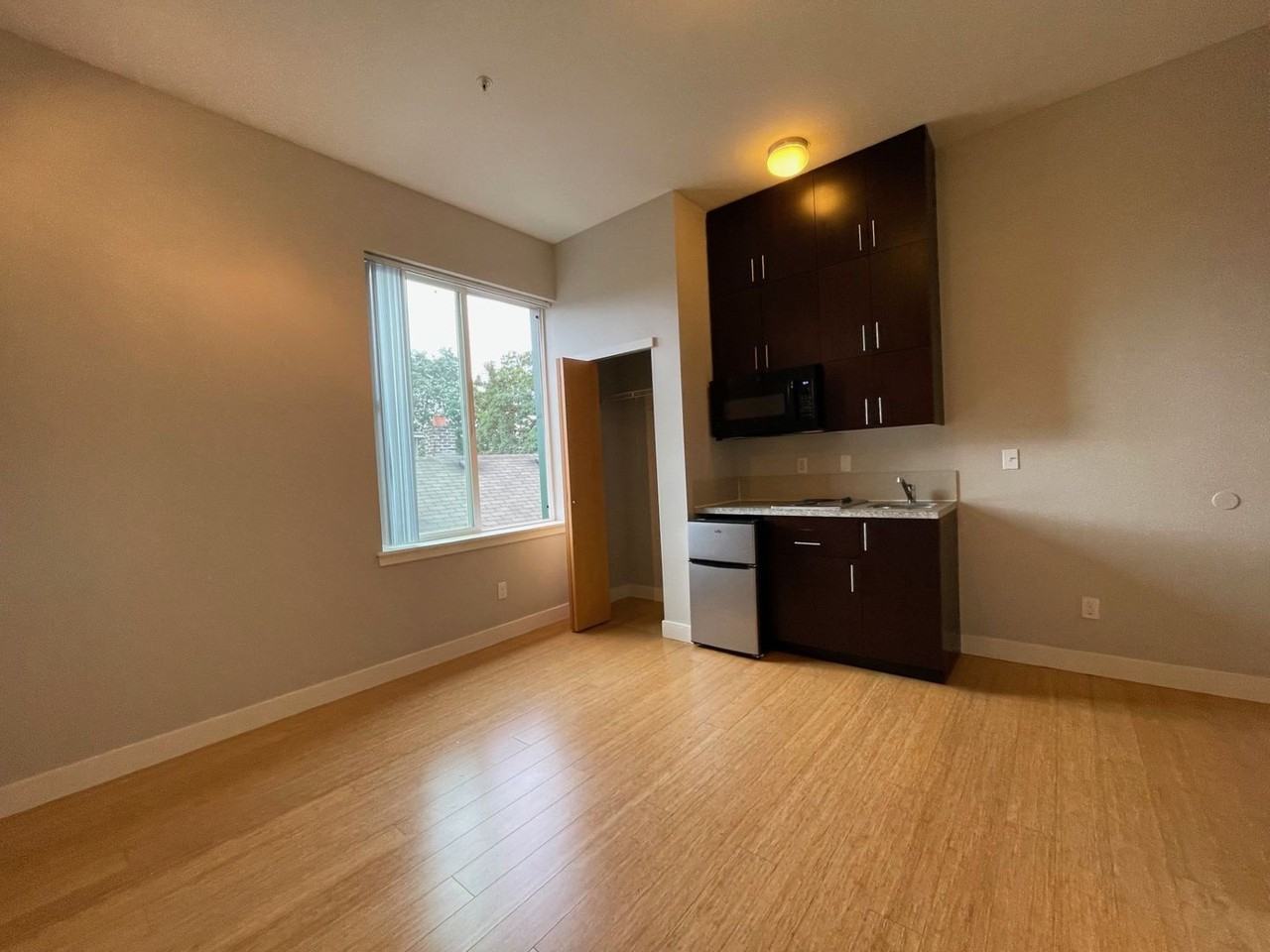 The Den Apartments - Photo 5 of 8