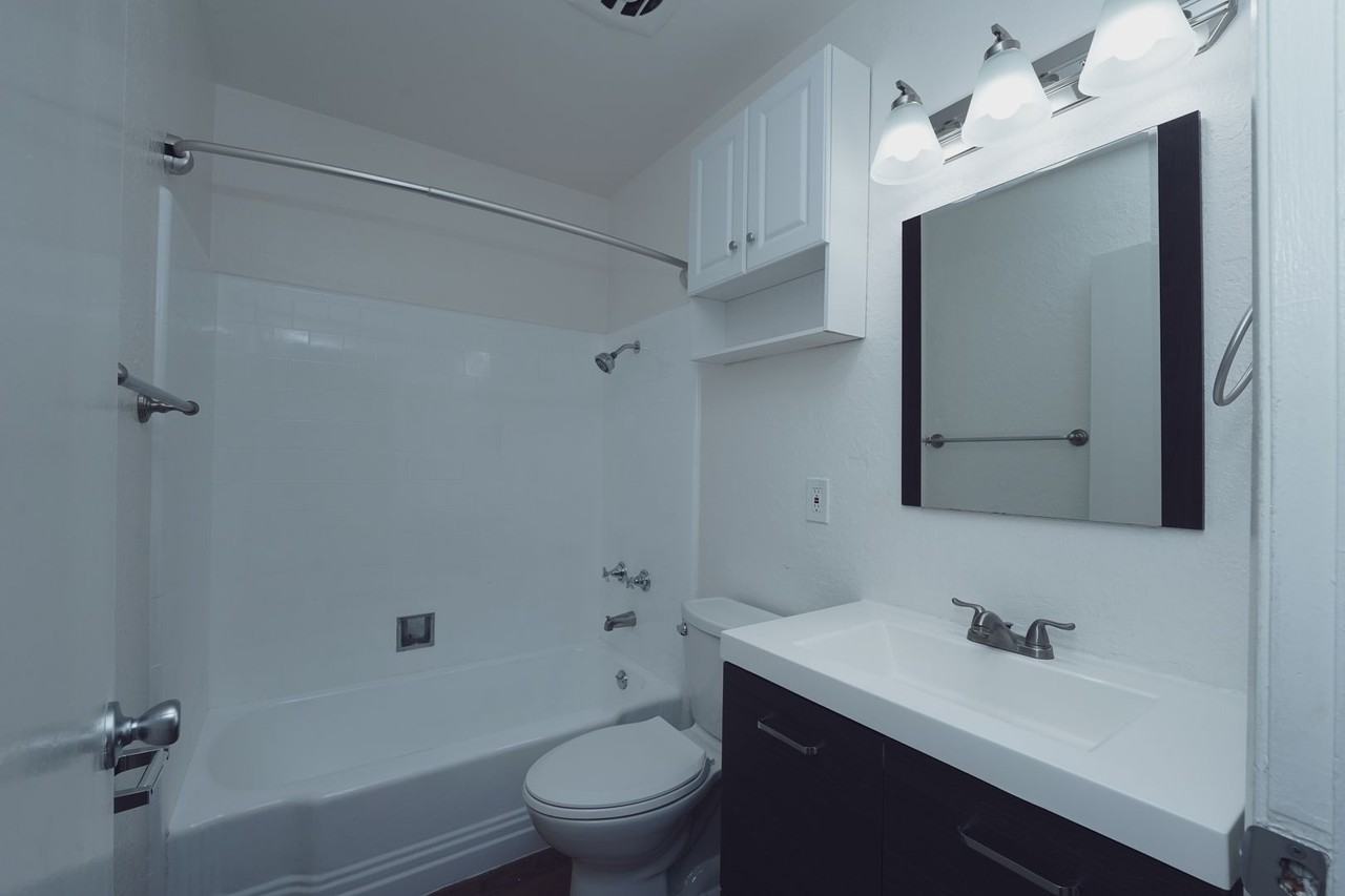 (NEW) Annadale Place - Photo 2 of 19