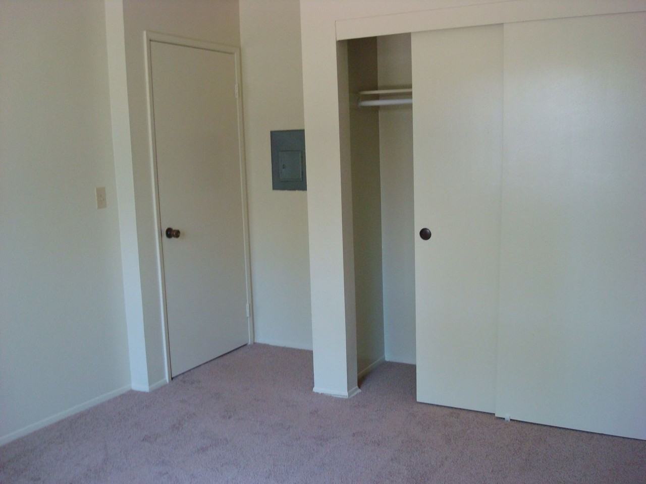 Vista Point Apartments - Photo 6 of 23