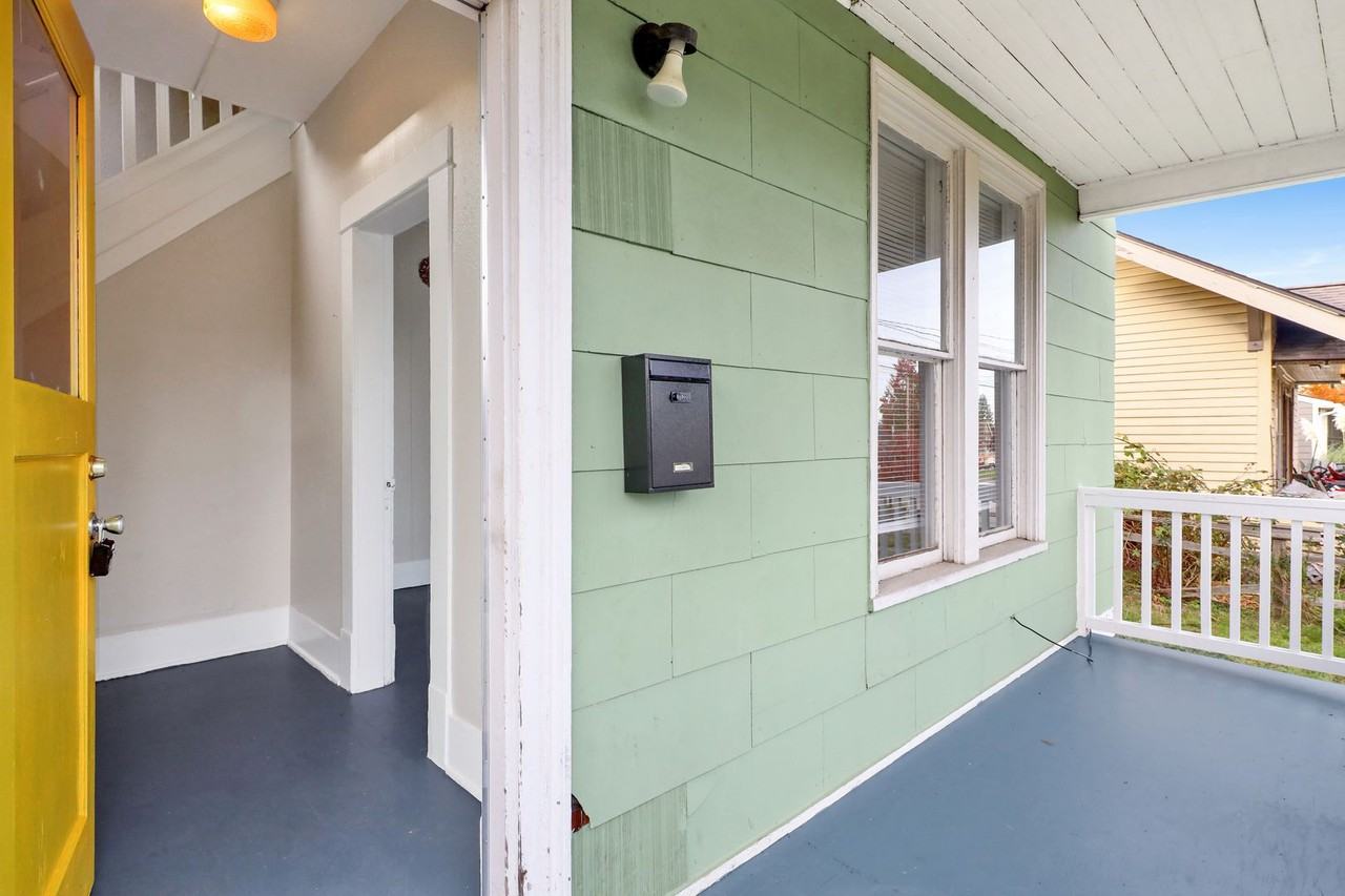 1241 Grant St - Photo 2 of 42