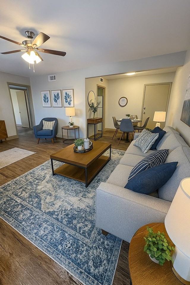 Spanish Tech Apartments - Photo 5 of 18